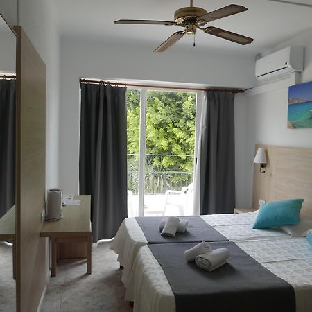Hotel Antares Cala D´Or エクステリア 写真