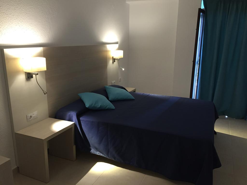 Hotel Antares Cala D´Or エクステリア 写真
