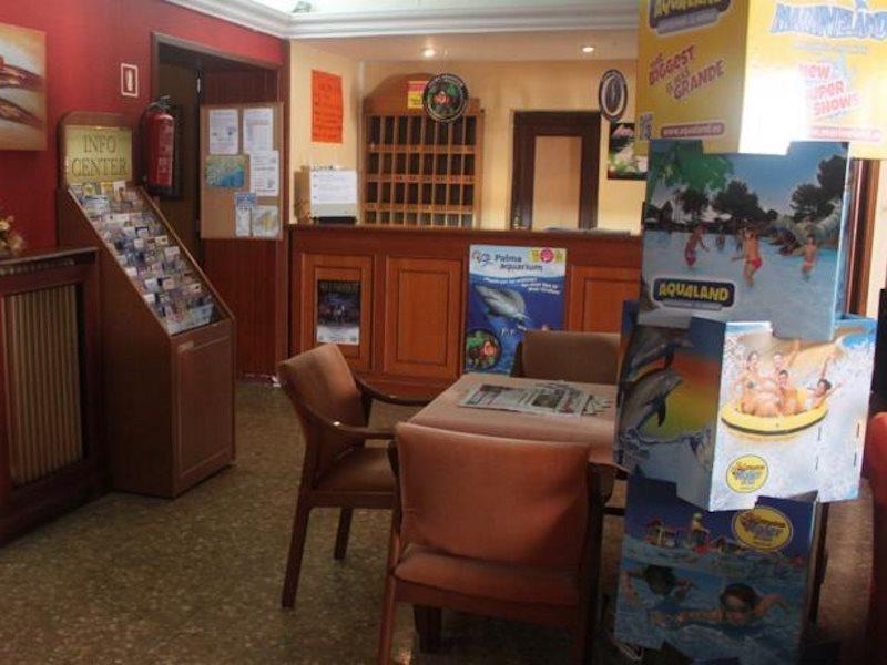 Hotel Antares Cala D´Or エクステリア 写真