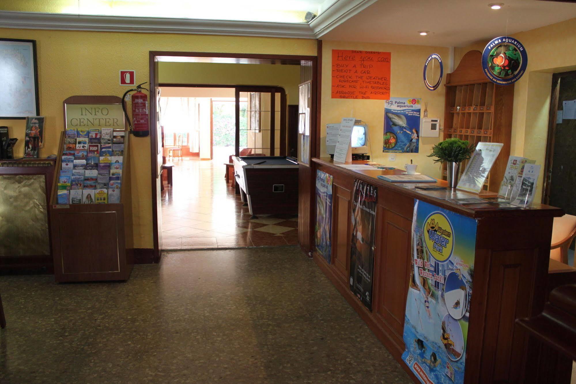 Hotel Antares Cala D´Or エクステリア 写真