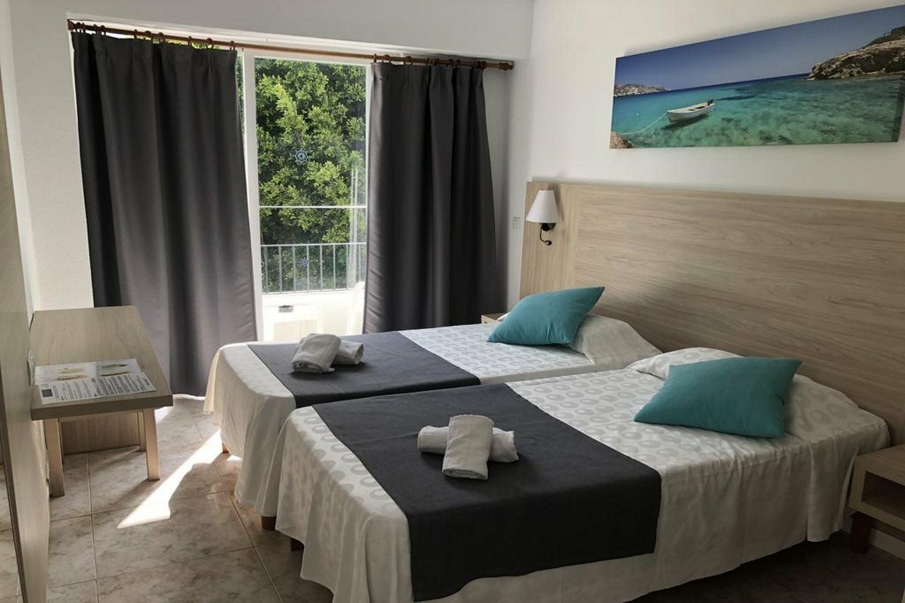 Hotel Antares Cala D´Or エクステリア 写真
